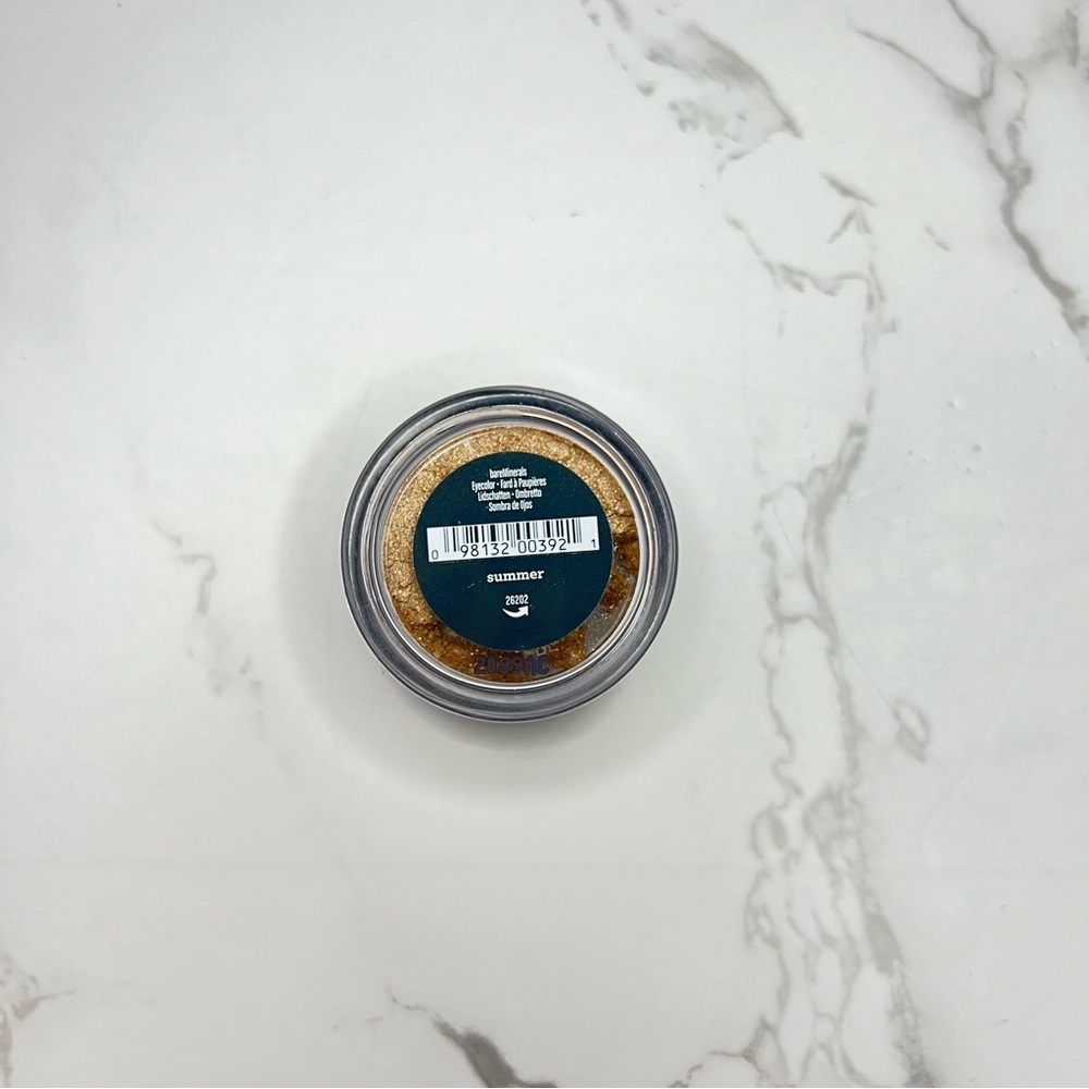 Bare Minerals Loose Eye color